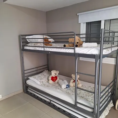 Hermes Complex1 * Paralimni