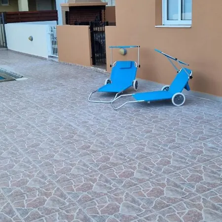 Hermes Complex1 Nyaraló