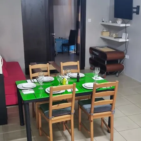 Chairallas Nicoleta Дом отдыха Паралимни